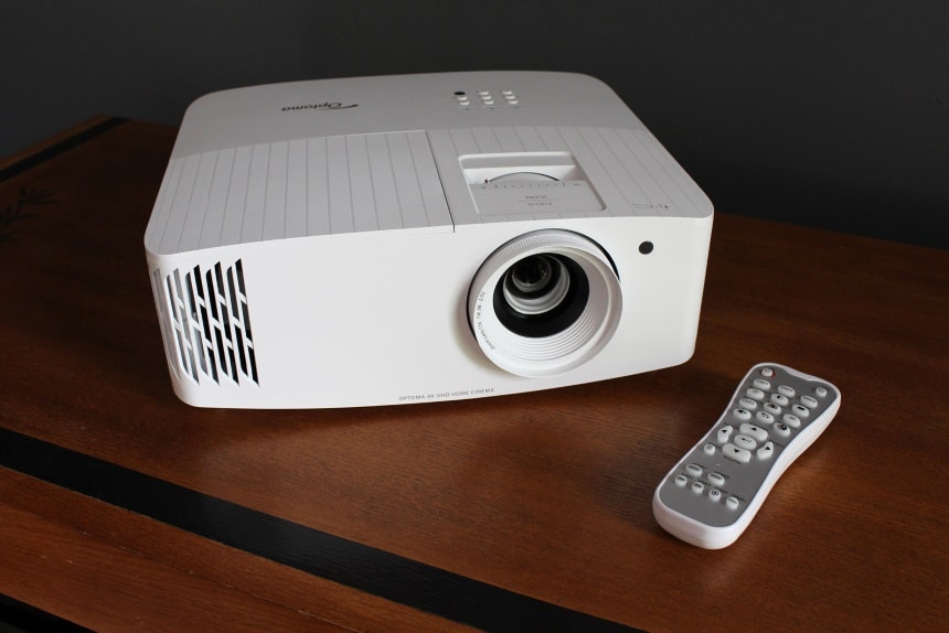 6 Best Daylight Projectors – Day-to-Night Cinematic Experience